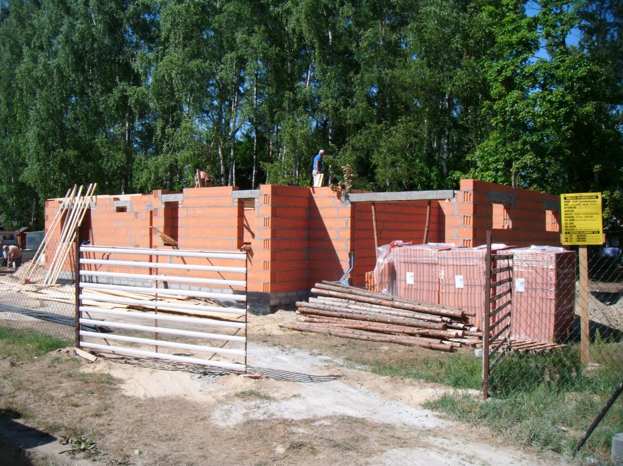 Wznoszenie ścian — BUDIMAT
